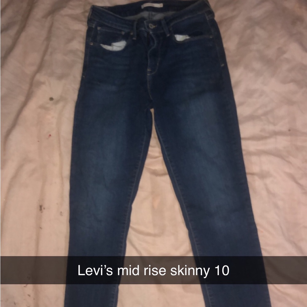 Levi’s mid rise, skinny jeans size 10 women’s